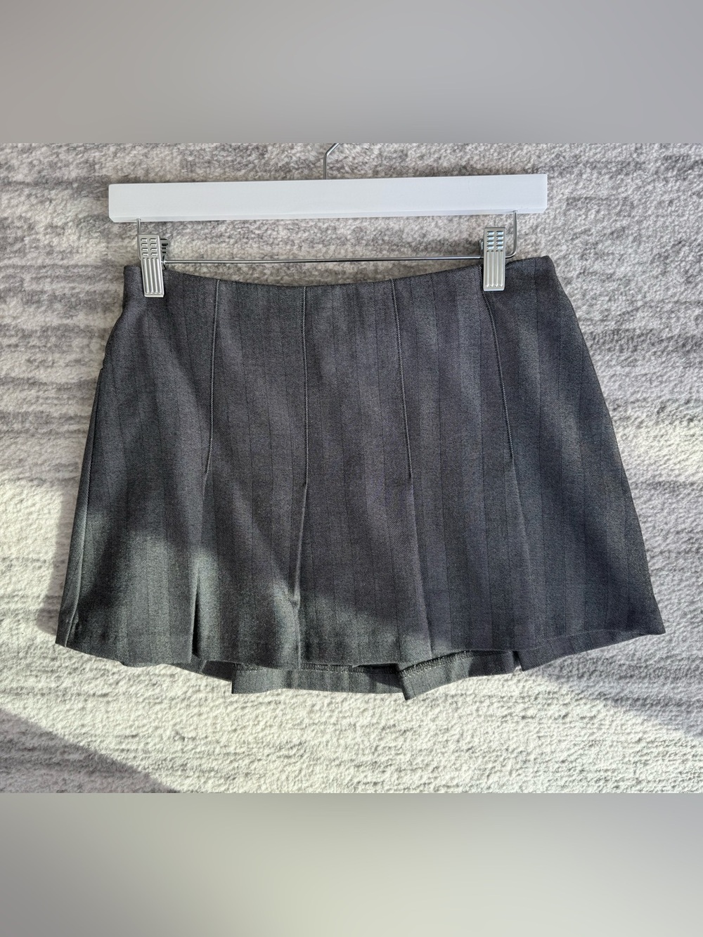 Abercrombie & Fitch Charcoal Gray Pleated Mini Skort XS